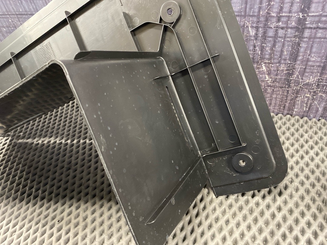 Пластик багажника, 680 рублей, Красноярск