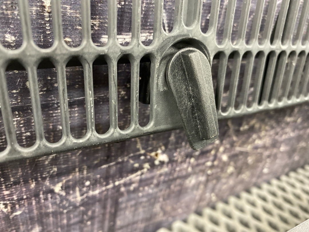 Решетка под лобовое стекло, 1780 рублей, Красноярск