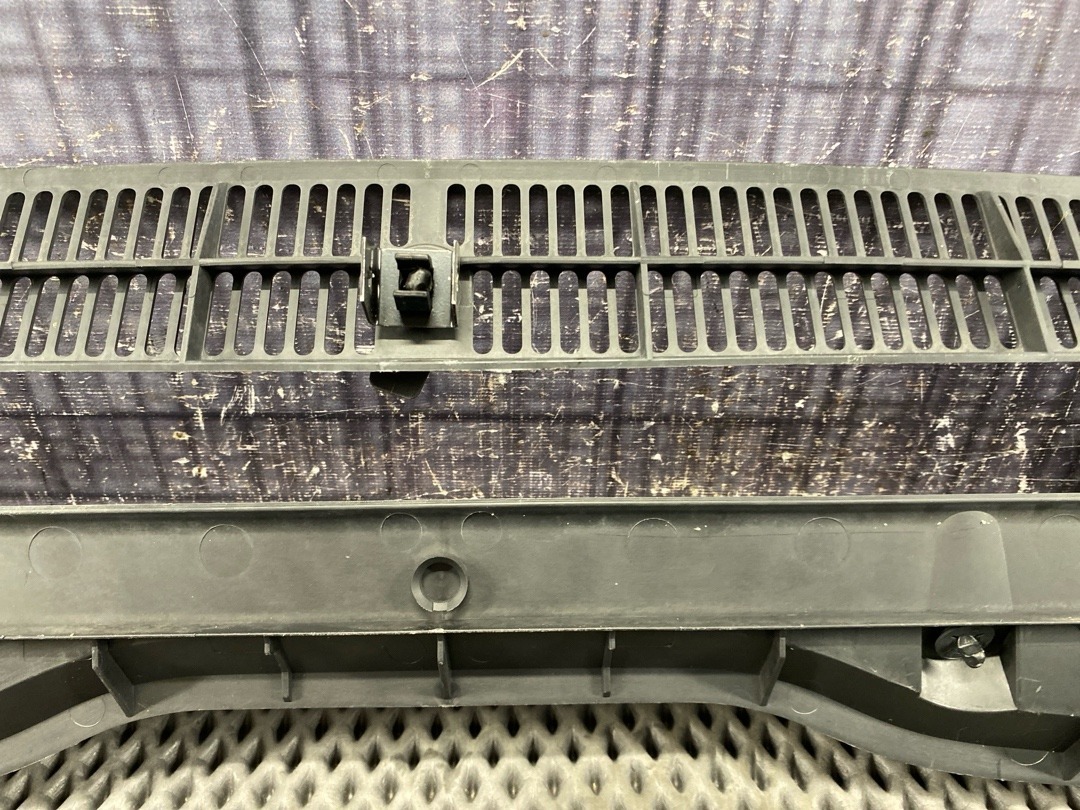 Решетка под лобовое стекло, 1780 рублей, Красноярск