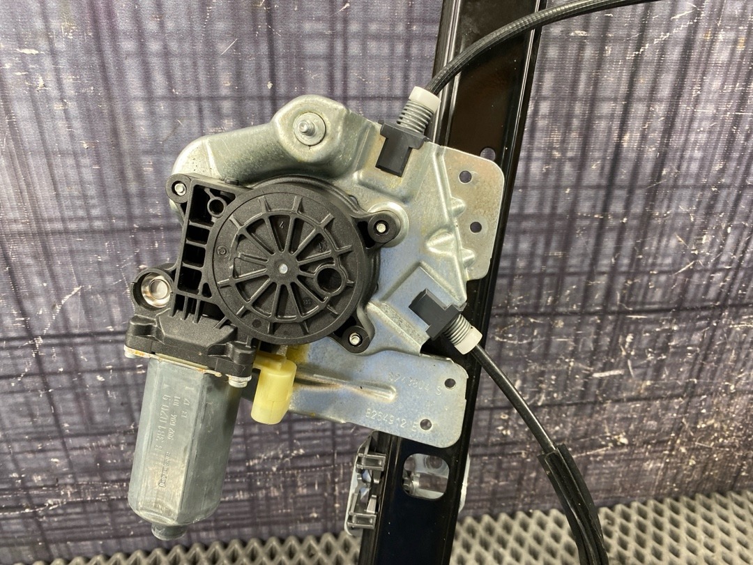 Стеклоподъемник, 4230 рублей, Красноярск