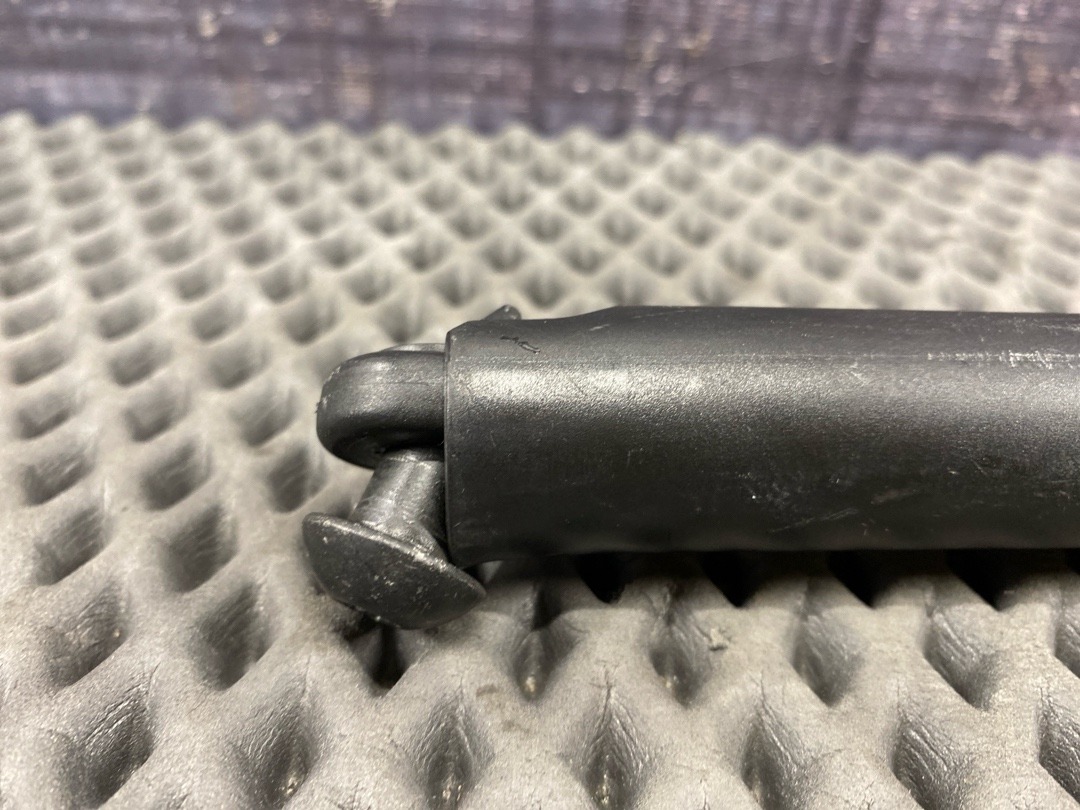 Амортизатор багажника, 560 рублей, Красноярск