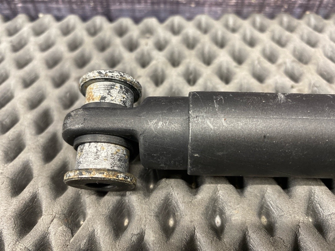 Амортизатор багажника, 560 рублей, Красноярск