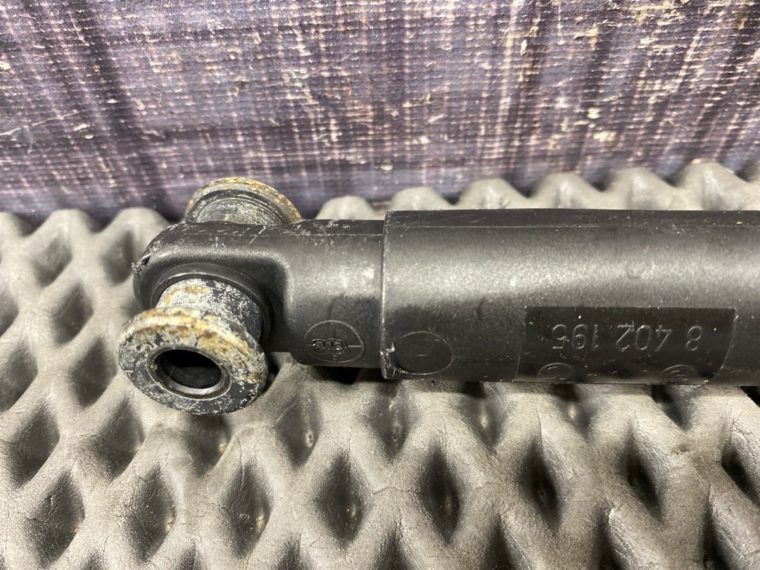 Амортизатор багажника, 560 рублей, Красноярск