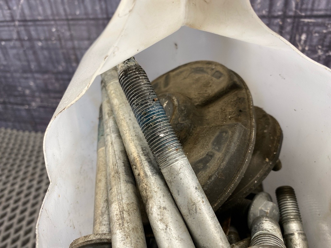 Болты и гайки, 4730 рублей, Красноярск