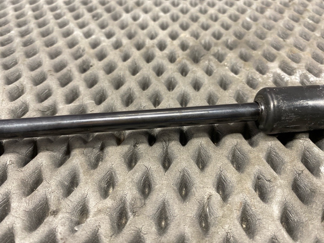 Амортизатор багажника, 930 рублей, Красноярск