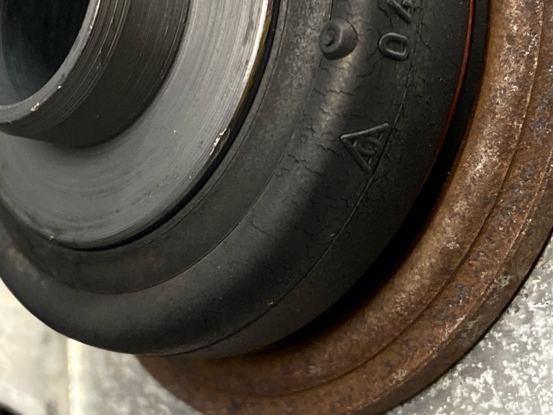 Поворотный кулак, 3060 рублей, Красноярск