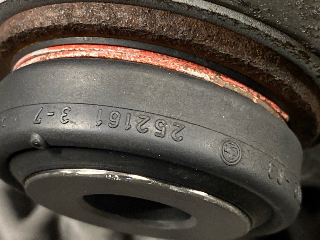 Поворотный кулак, 3060 рублей, Красноярск