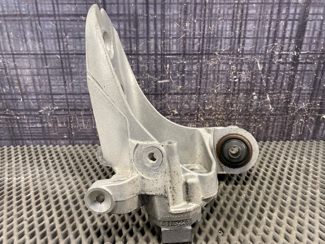 Поворотный кулак, 3060 рублей, Красноярск