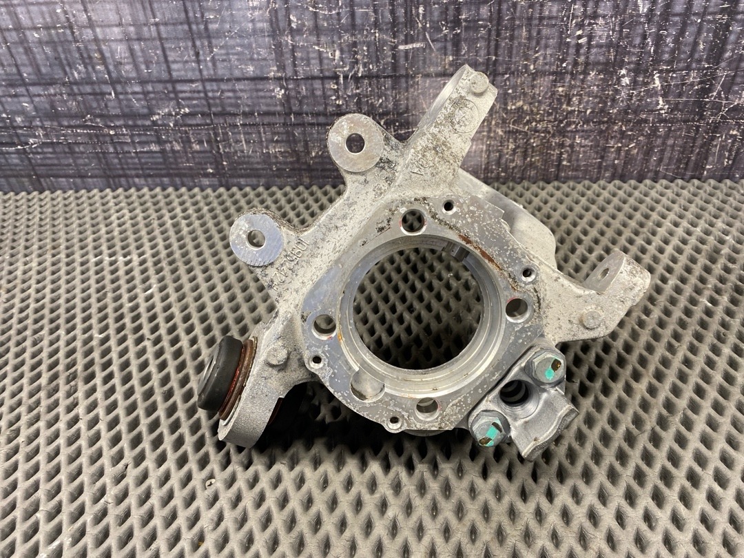 Поворотный кулак, 3060 рублей, Красноярск