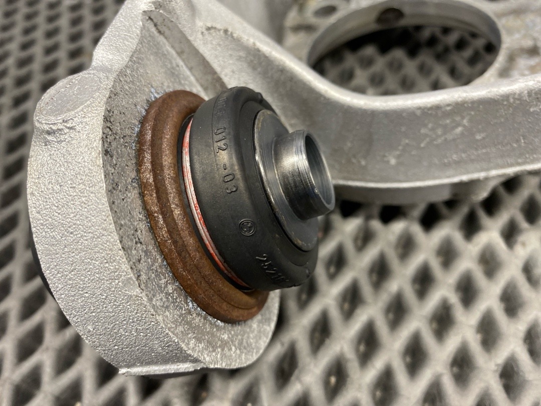 Поворотный кулак, 3060 рублей, Красноярск