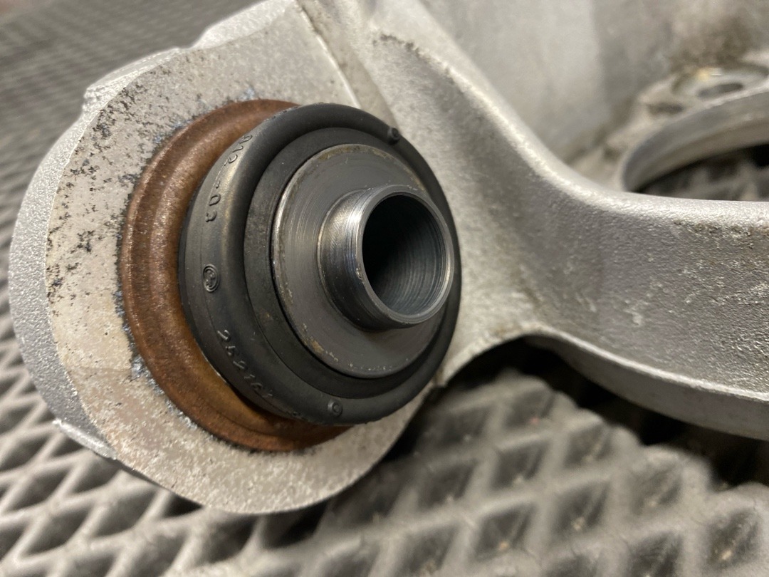 Поворотный кулак, 3060 рублей, Красноярск