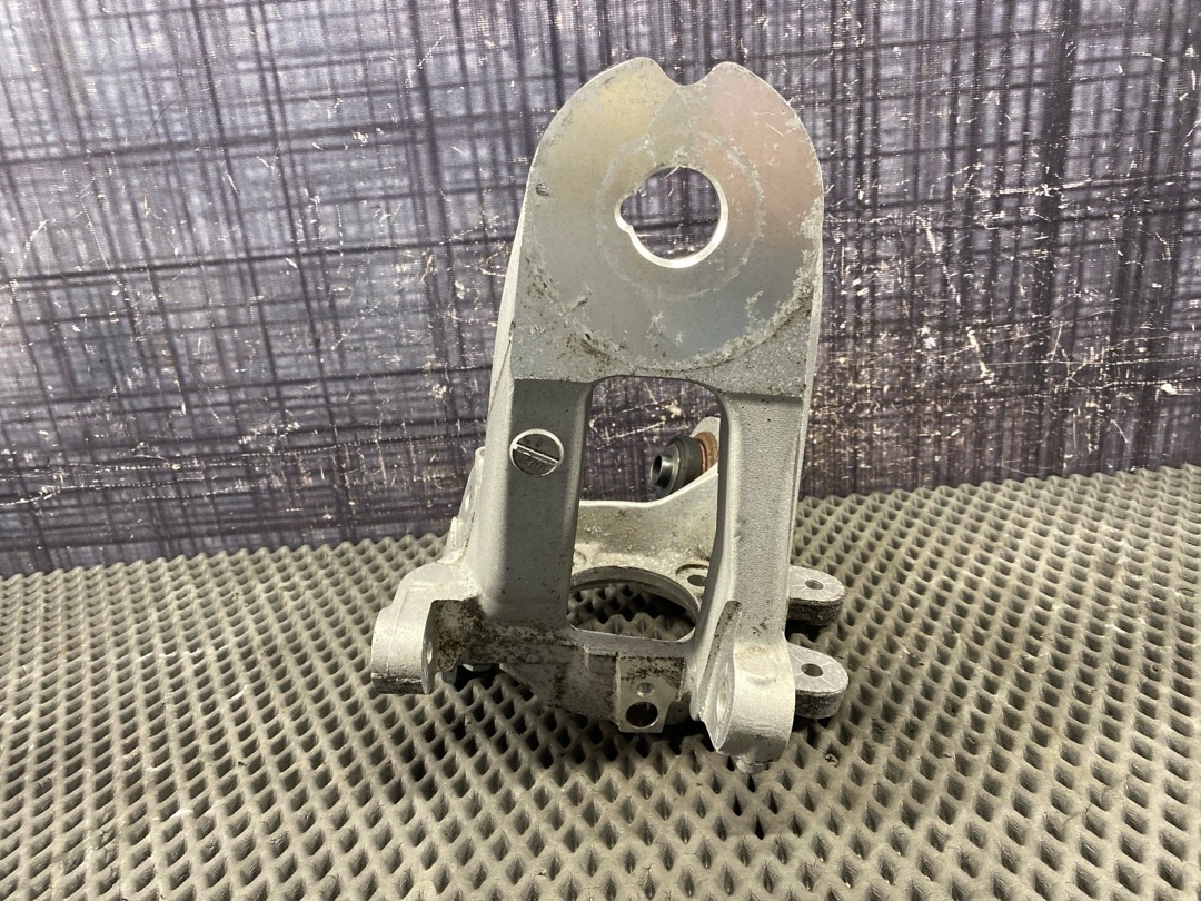 Поворотный кулак, 3060 рублей, Красноярск