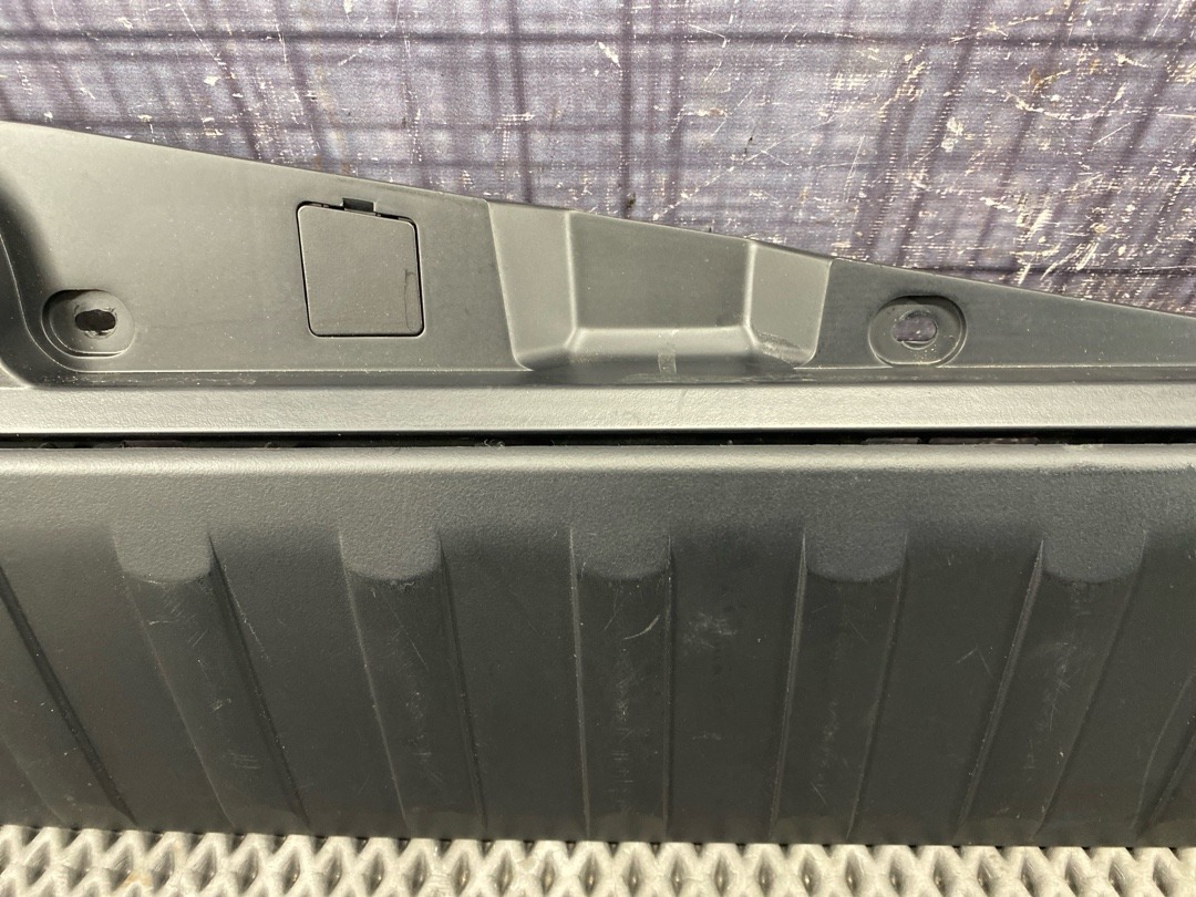 Пластик багажника, 1380 рублей, Красноярск