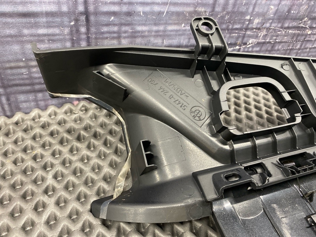 Пластик багажника, 1380 рублей, Красноярск