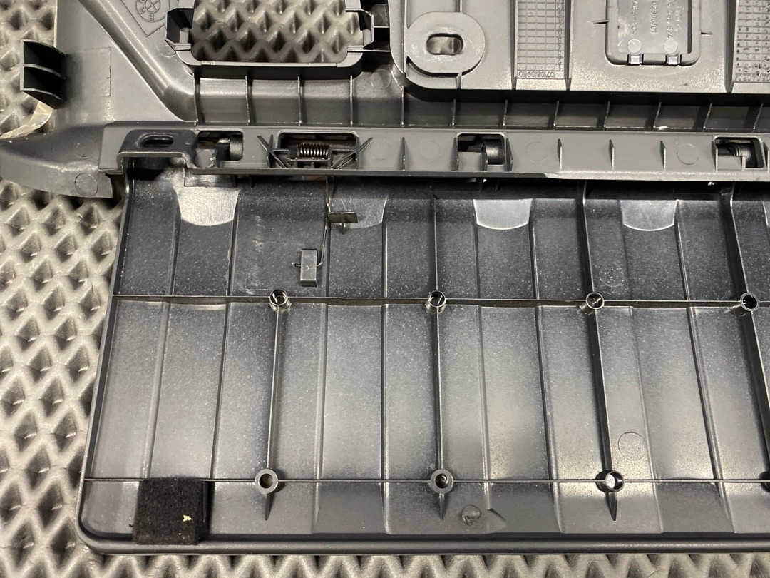 Пластик багажника, 1380 рублей, Красноярск