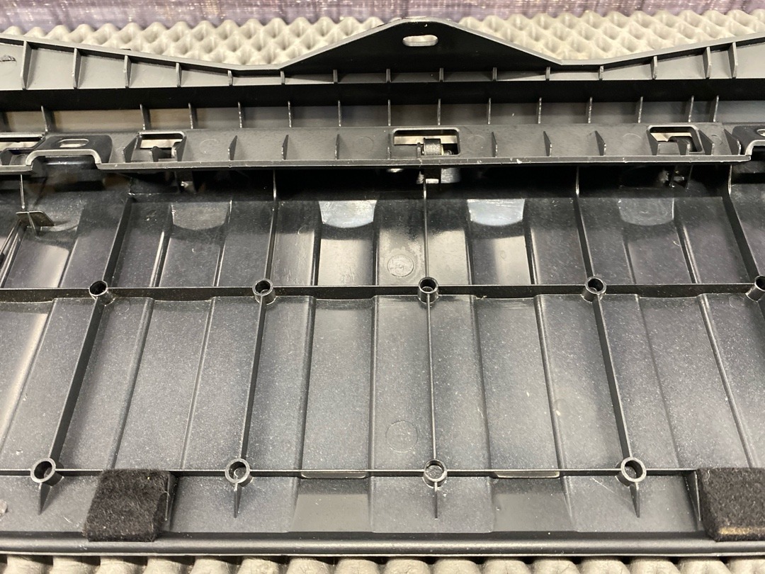 Пластик багажника, 1380 рублей, Красноярск