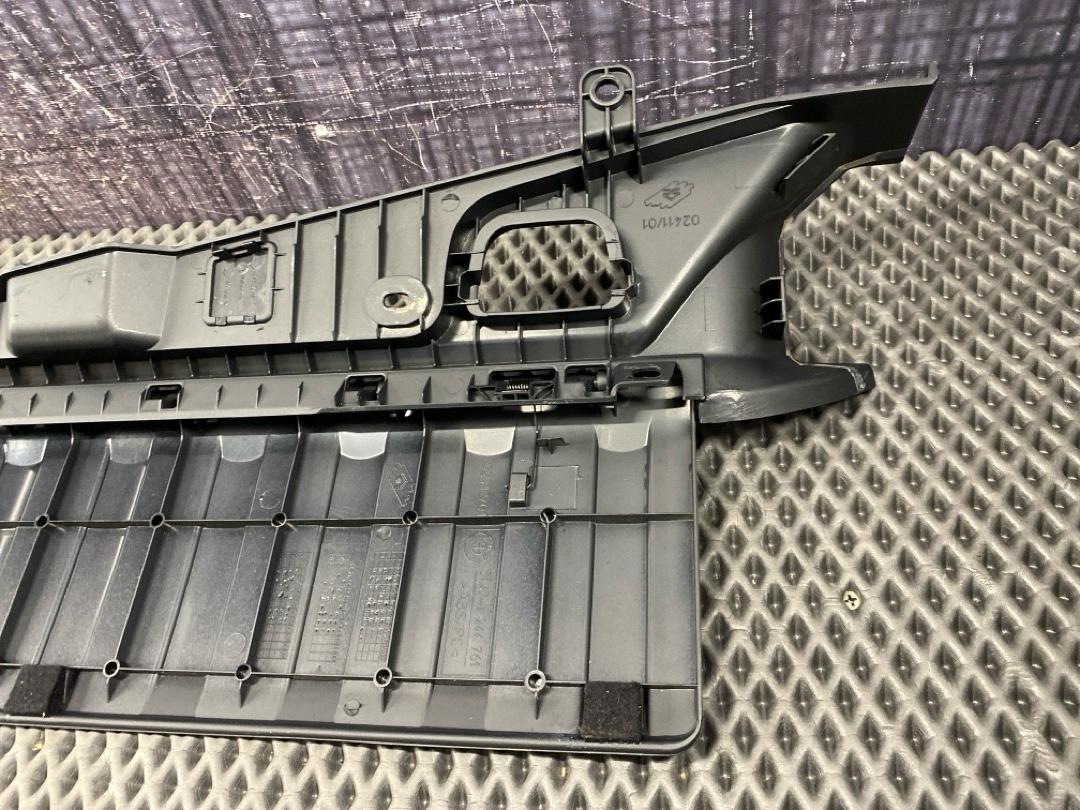 Пластик багажника, 1380 рублей, Красноярск