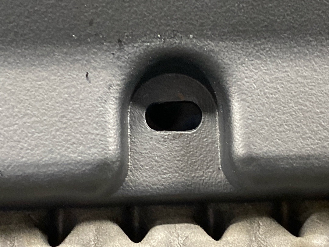 Обшивка крышки багажника, 1420 рублей, Красноярск