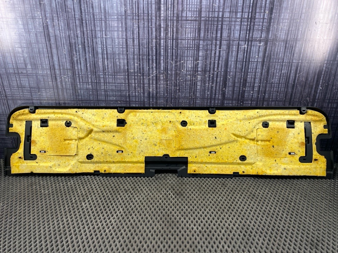 Обшивка крышки багажника, 1420 рублей, Красноярск