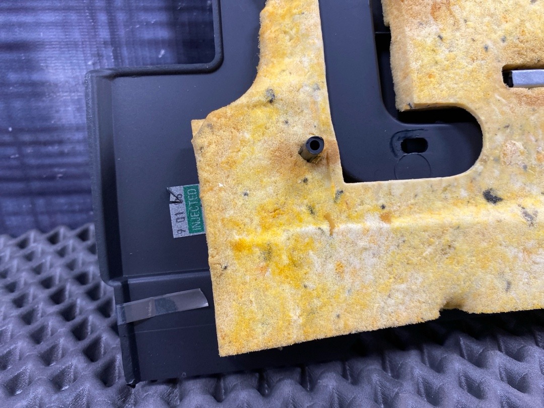 Обшивка крышки багажника, 1420 рублей, Красноярск