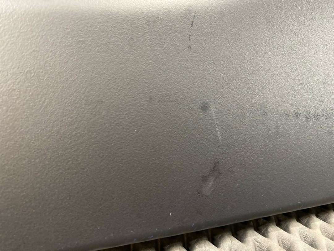 Пластик крышки багажника, 860 рублей, Красноярск