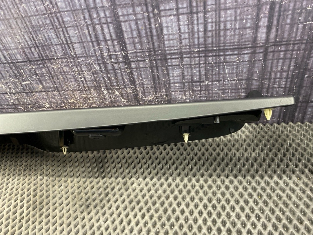 Пластик крышки багажника, 860 рублей, Красноярск