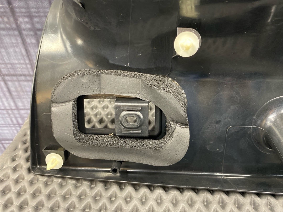 Пластик крышки багажника, 860 рублей, Красноярск