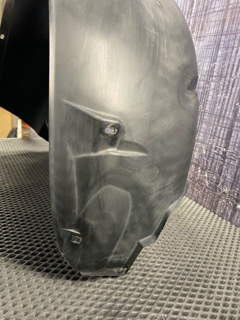 Подкрылок, 1120 рублей, Красноярск