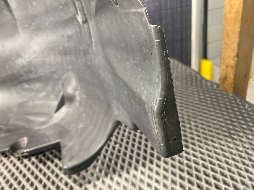 Подкрылок, 1120 рублей, Красноярск