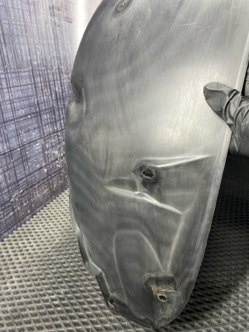 Подкрылок, 1120 рублей, Красноярск