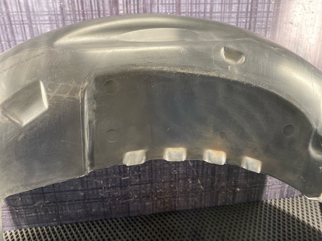 Подкрылок, 1120 рублей, Красноярск