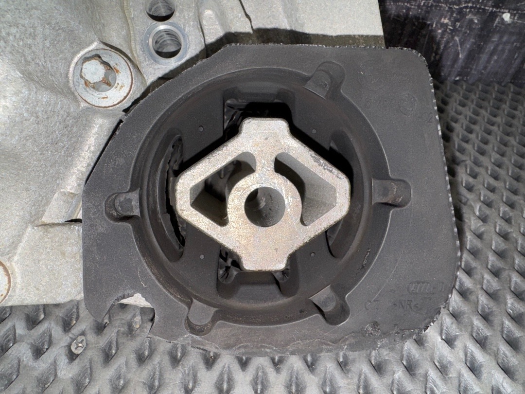 Раздаточная коробка, 38070 рублей, Красноярск