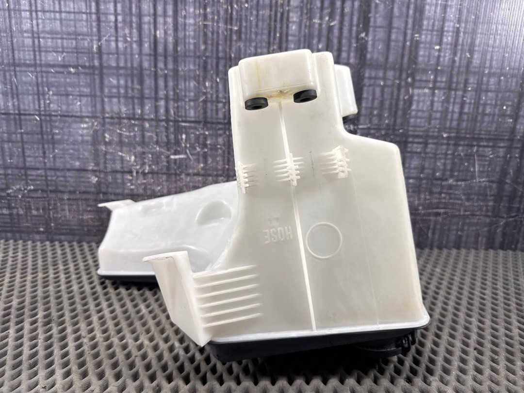 Бачок омывателя, 1540 рублей, Красноярск