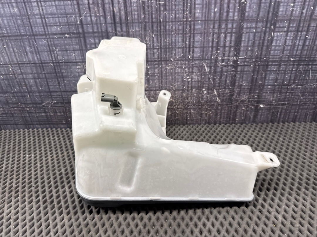 Бачок омывателя, 1540 рублей, Красноярск