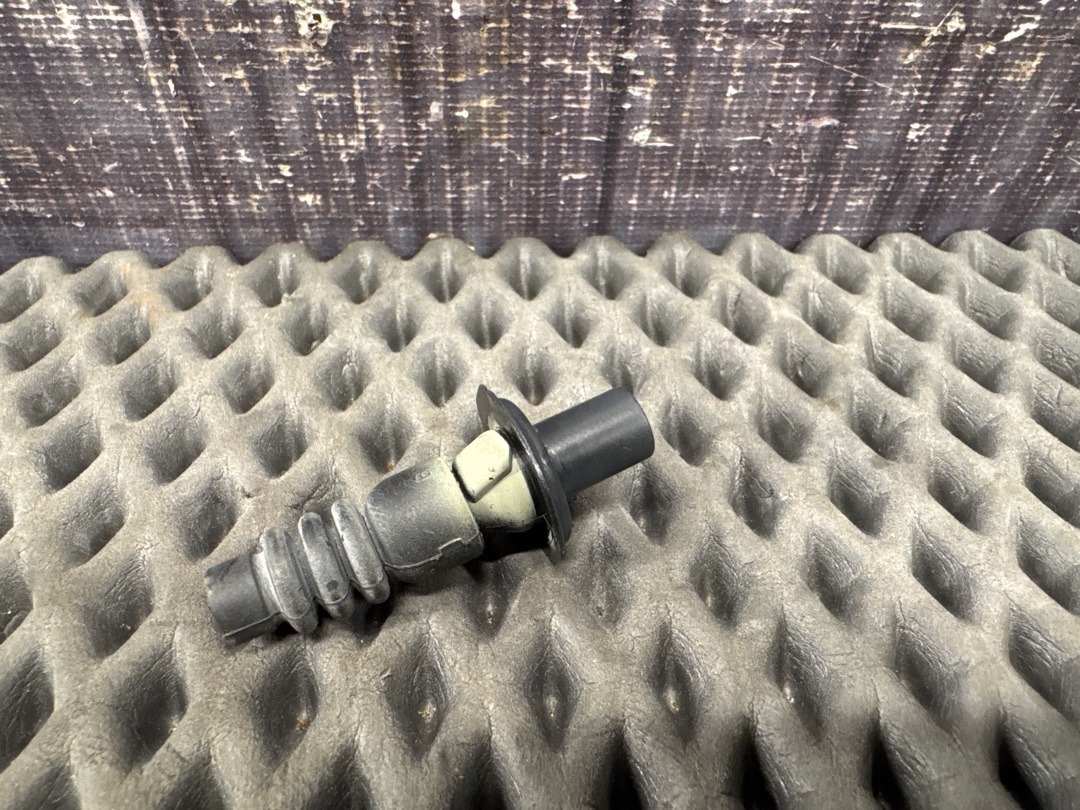 Направляющая замка лючка бензобака, 620 рублей, Красноярск