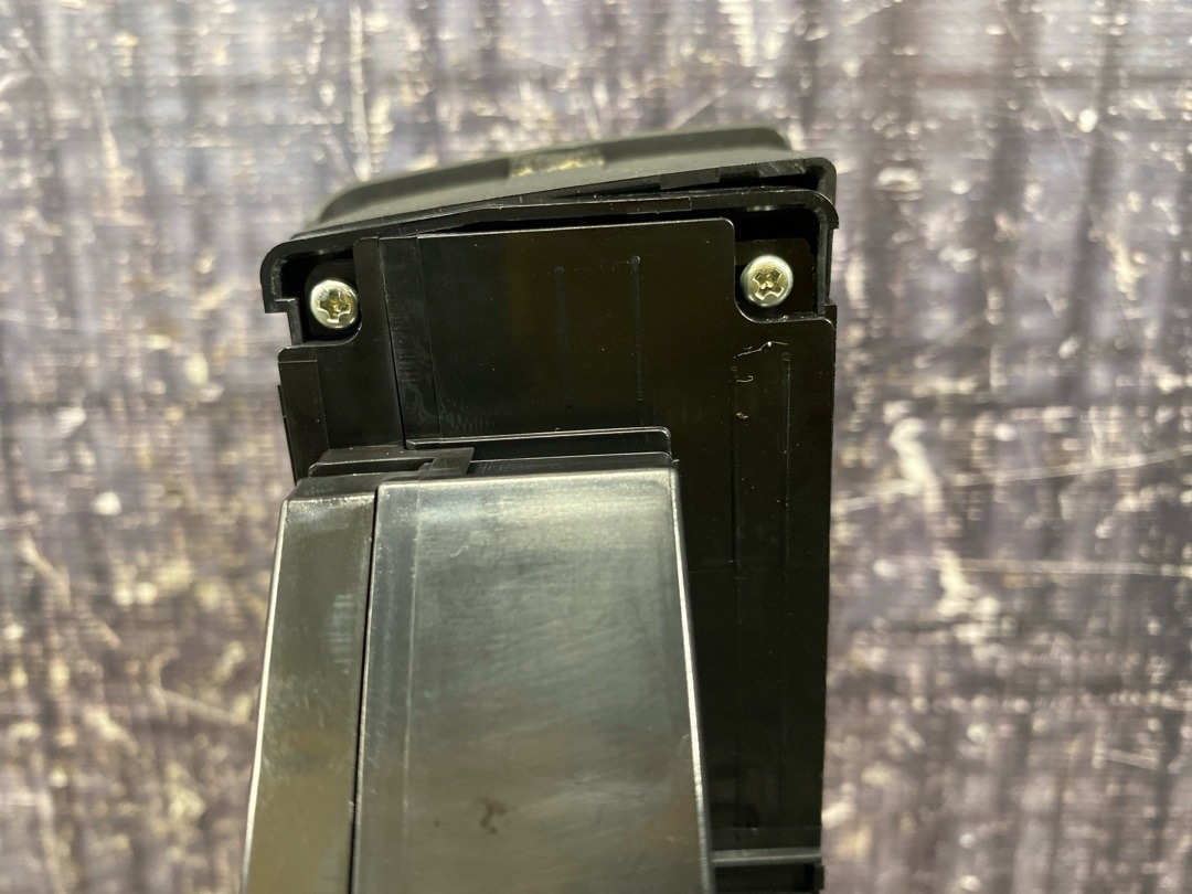 Кнопка стеклоподъемника, 1240 рублей, Красноярск