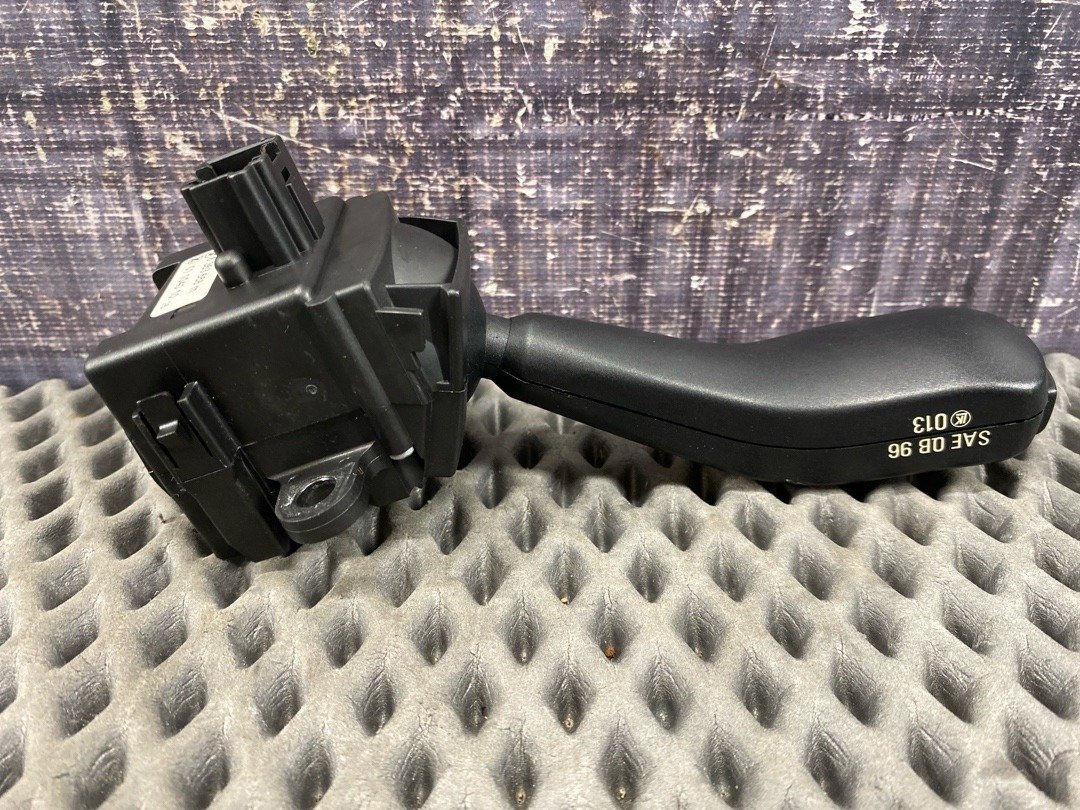 Подрулевой переключатель, 1120 рублей, Красноярск