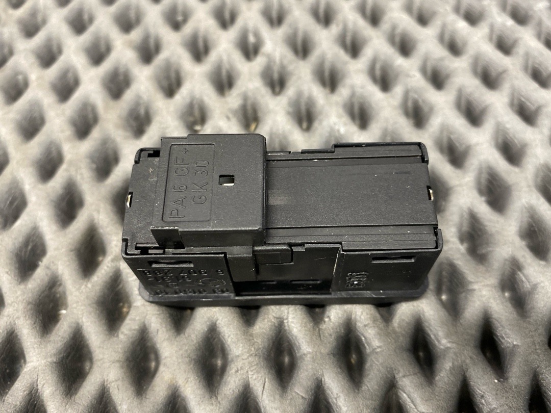 Кнопка люка, 1030 рублей, Красноярск