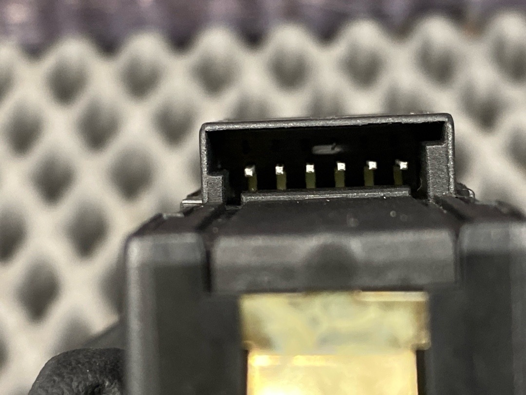 Кнопка люка, 1030 рублей, Красноярск