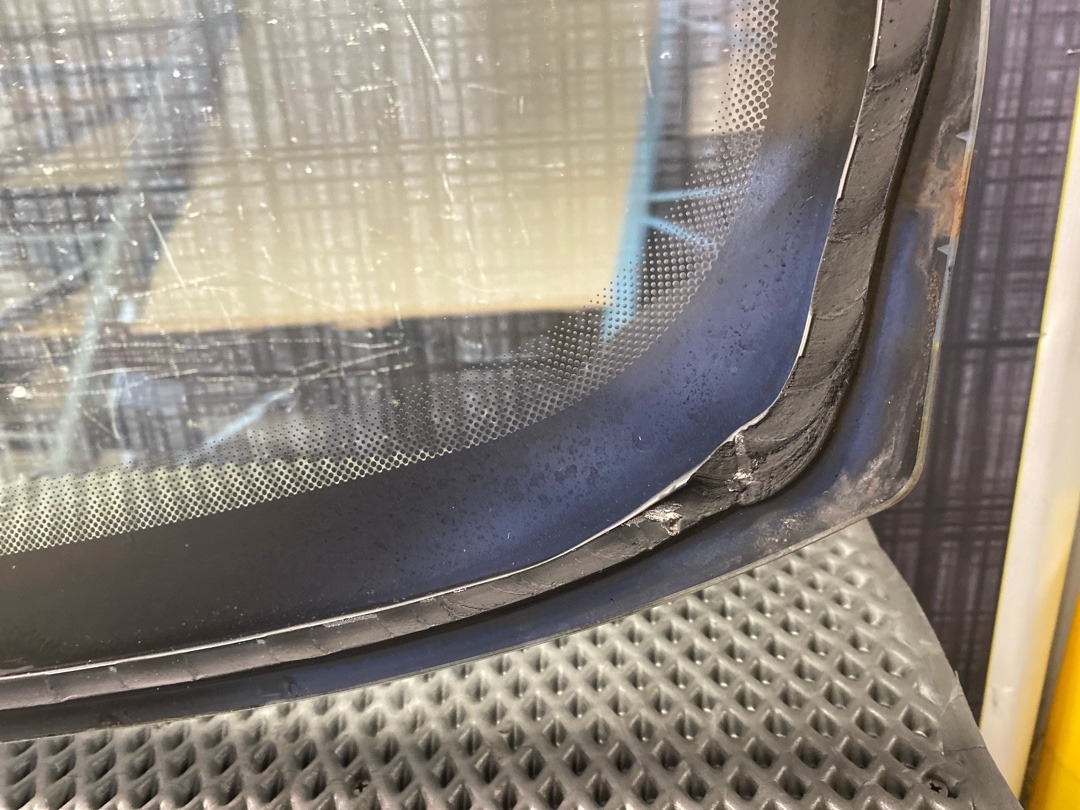 Стекло лобовое, 12970 рублей, Красноярск