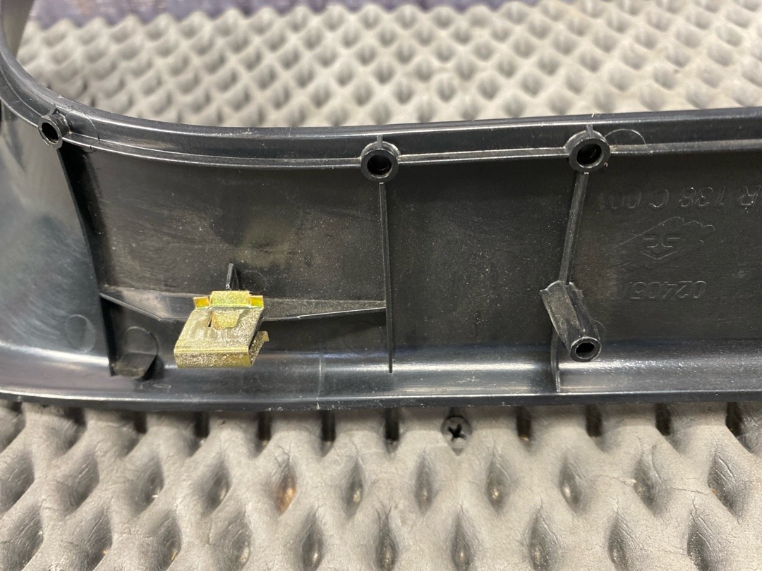 Обшивка крышки багажника, 720 рублей, Красноярск