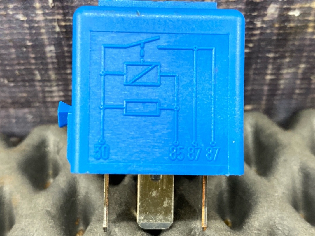 Реле, 820 рублей, Красноярск