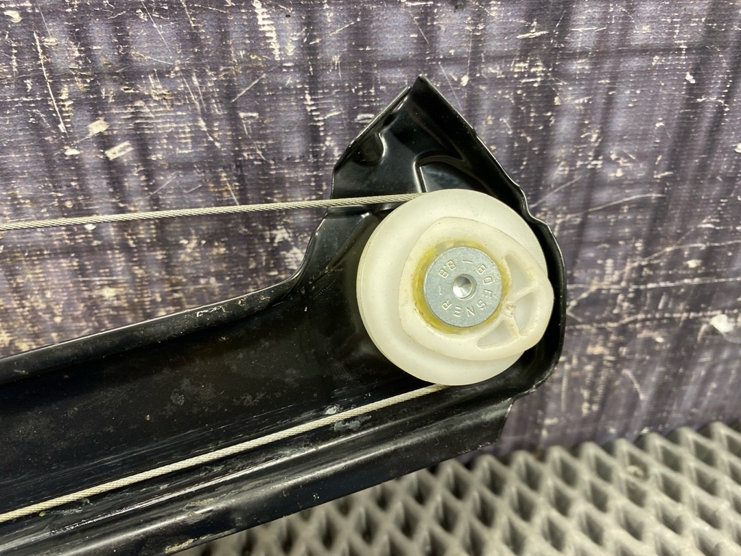 Стеклоподъемник, 2630 рублей, Красноярск