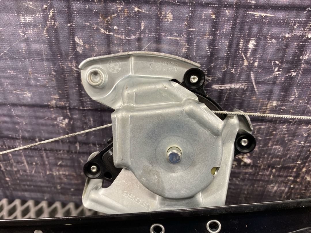 Стеклоподъемник, 2630 рублей, Красноярск