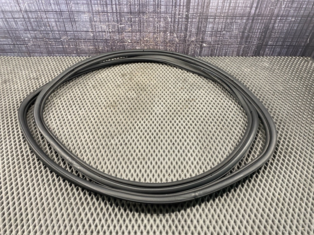 Уплотнитель крышки багажника, 1430 рублей, Красноярск