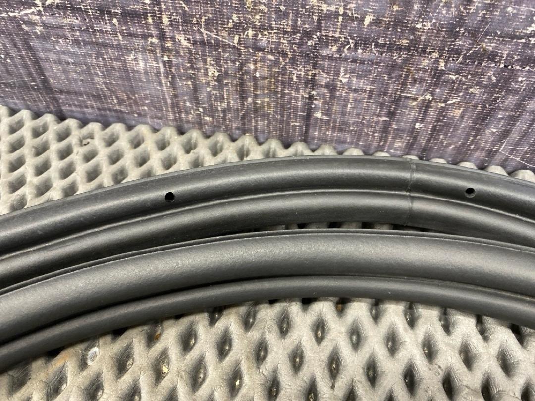 Уплотнитель крышки багажника, 1430 рублей, Красноярск