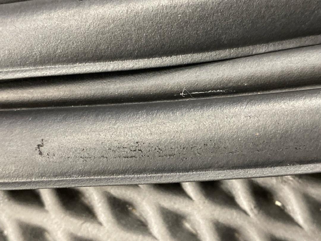 Уплотнитель крышки багажника, 1430 рублей, Красноярск