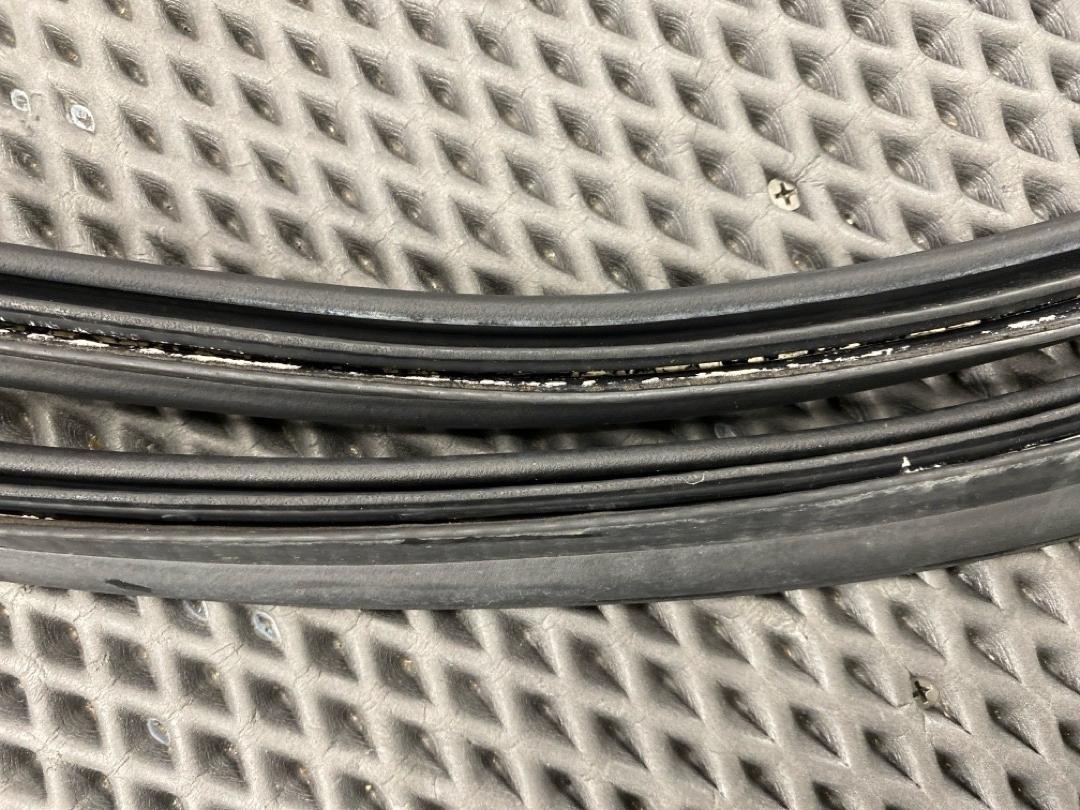 Уплотнитель крышки багажника, 1430 рублей, Красноярск