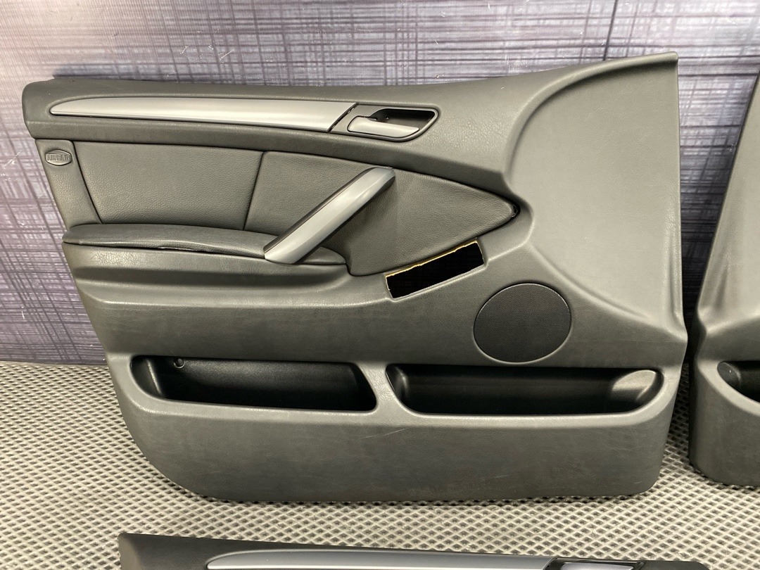 Комплект обшивок дверей, 16210 рублей, Красноярск