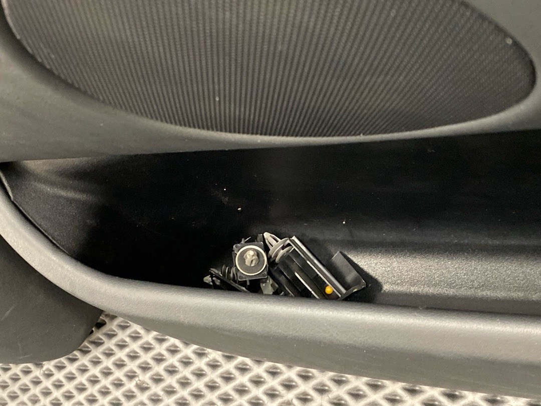 Комплект обшивок дверей, 16210 рублей, Красноярск